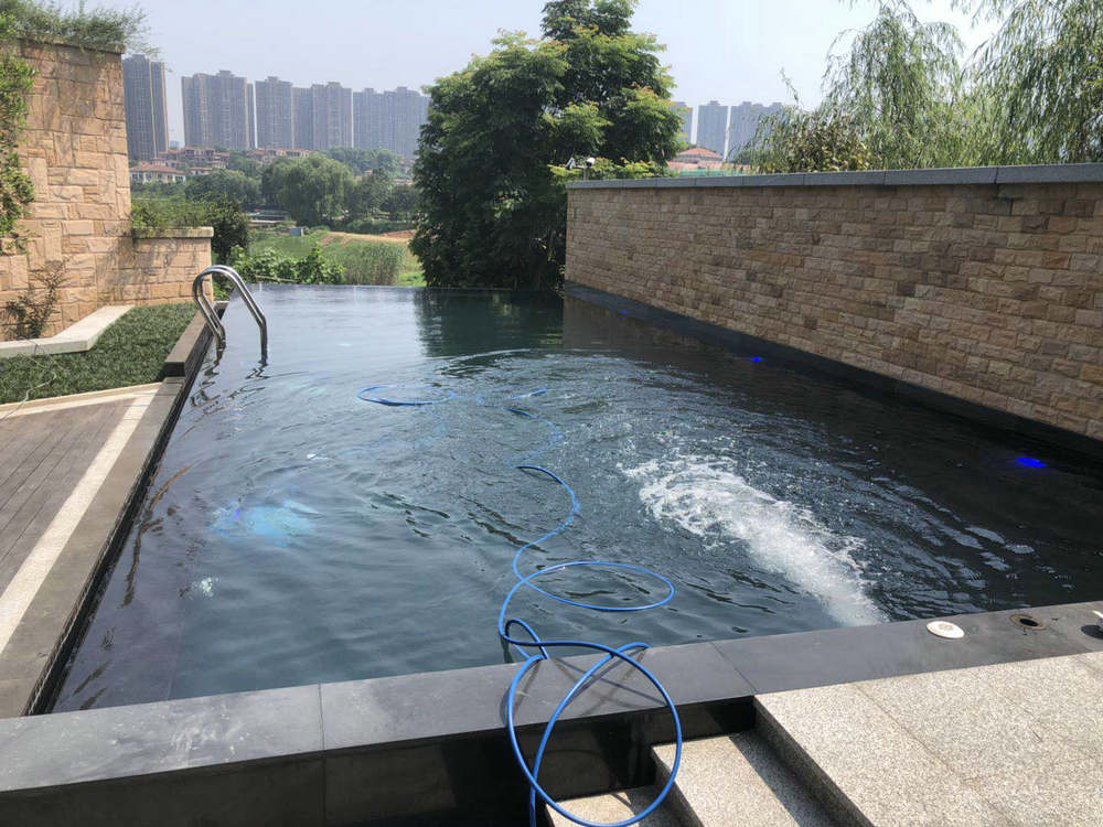長(zhǎng)沙中糧李總別墅游泳池