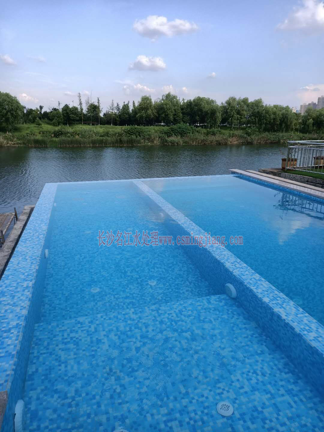 長(zhǎng)沙碧桂園夏總游泳池
